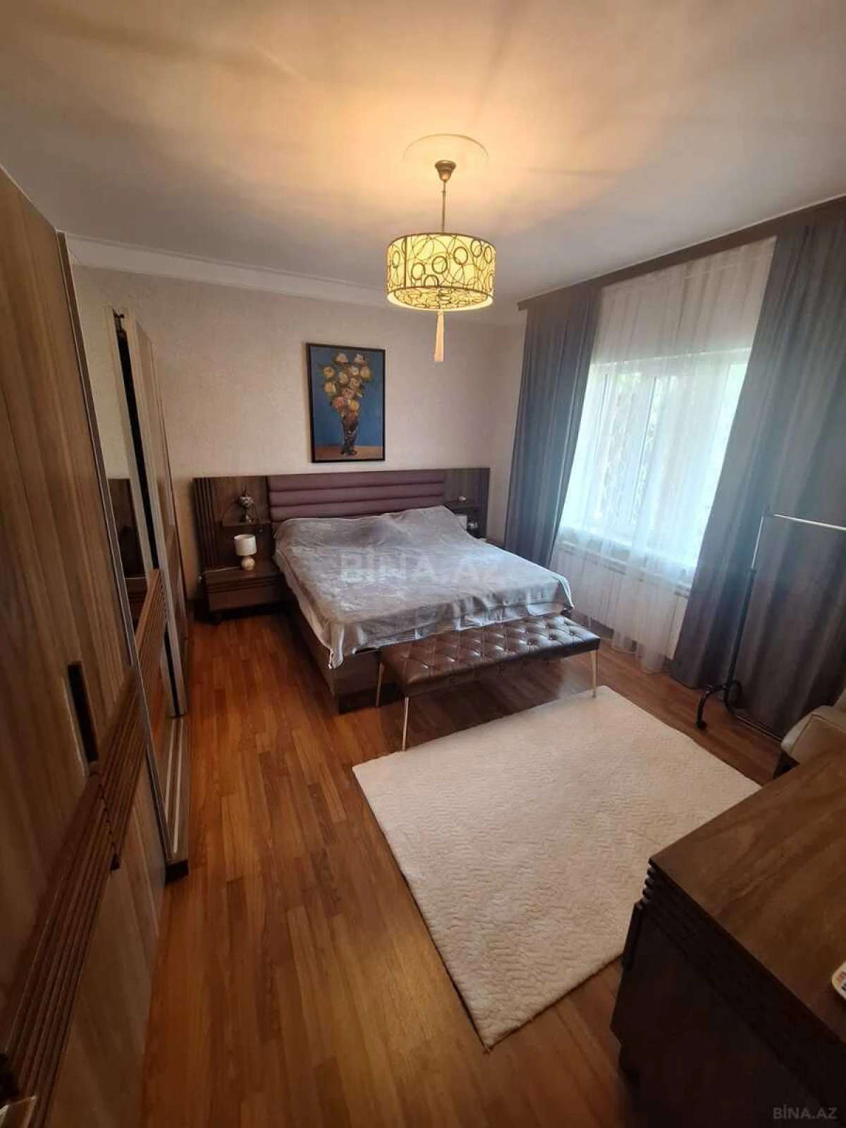 Satılır 4 otaqlı həyət evi 250 m²