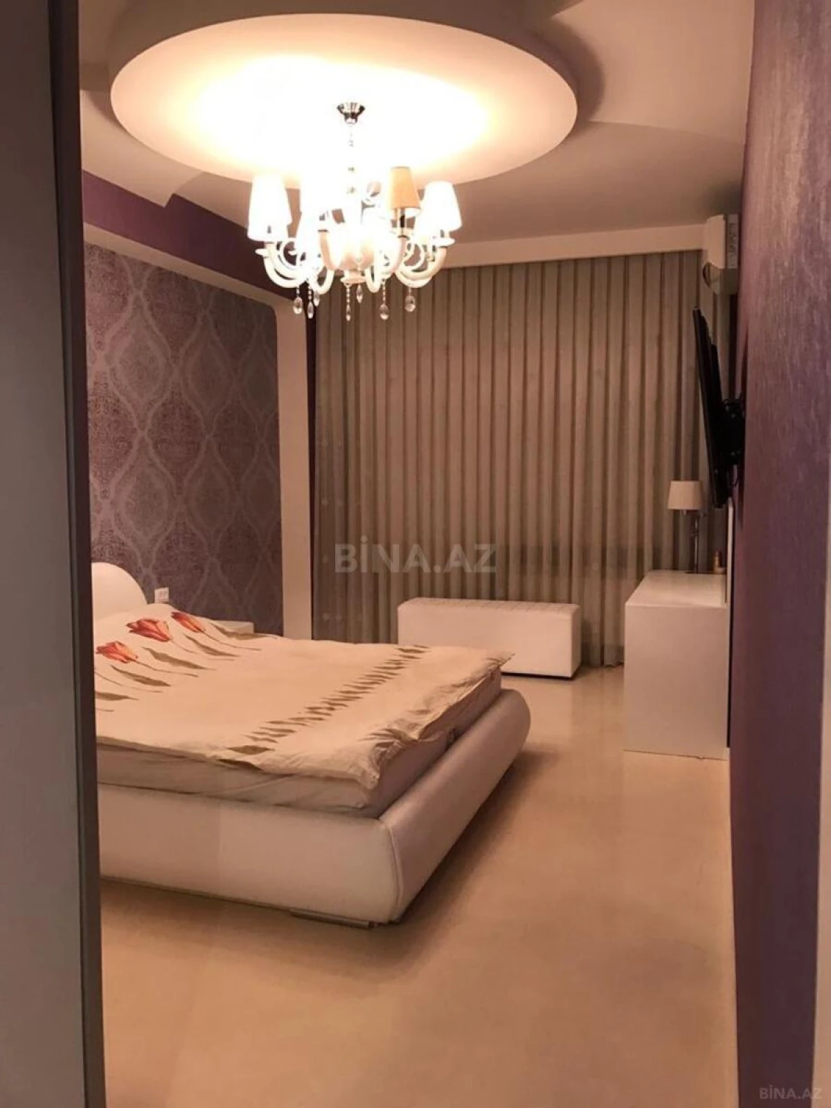 Kirayə verilir 2 otaqlı mənzil 100 m²