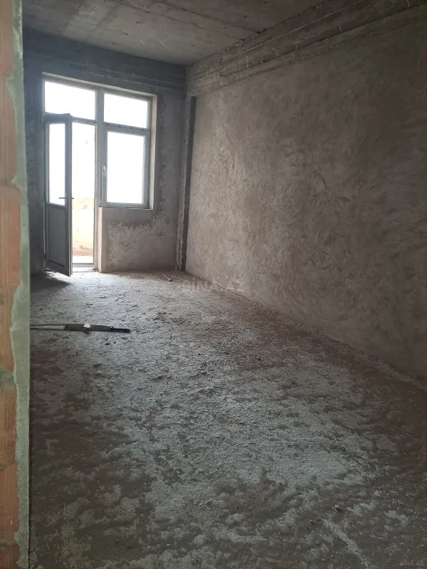 Satılır 3 otaqlı mənzil 151 m²