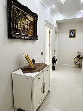 Satılır 3 otaqlı mənzil 88.5 m²