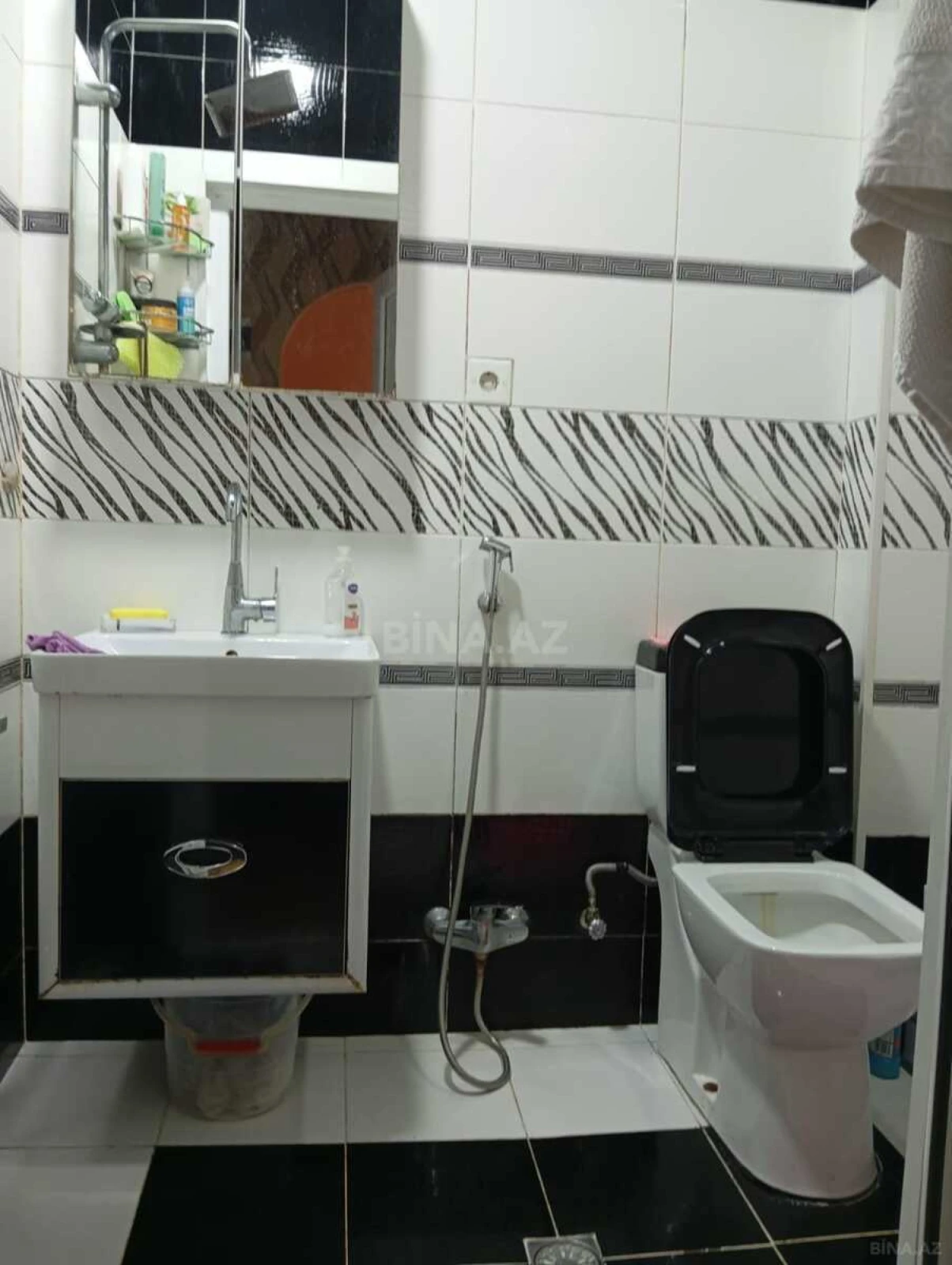 Kirayə verilir 3 otaqlı mənzil 65 m²