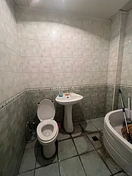 Kirayə verilir obyekt 60 m²