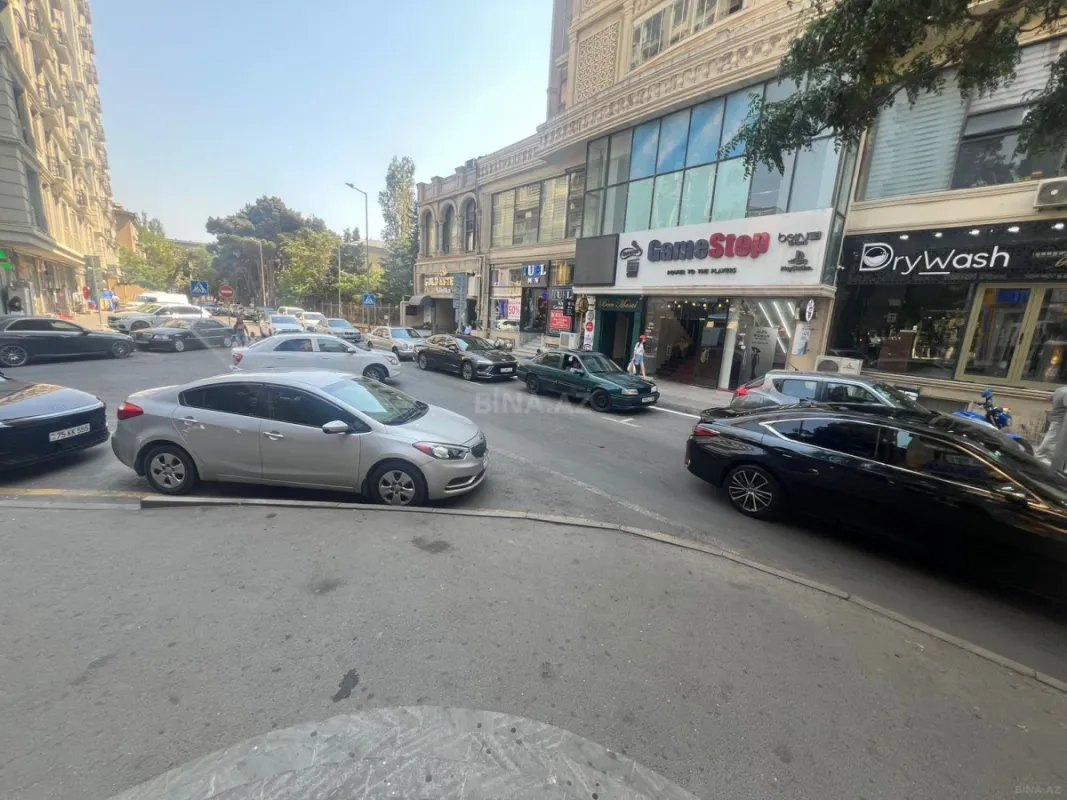 Kirayə verilir obyekt 60 m²