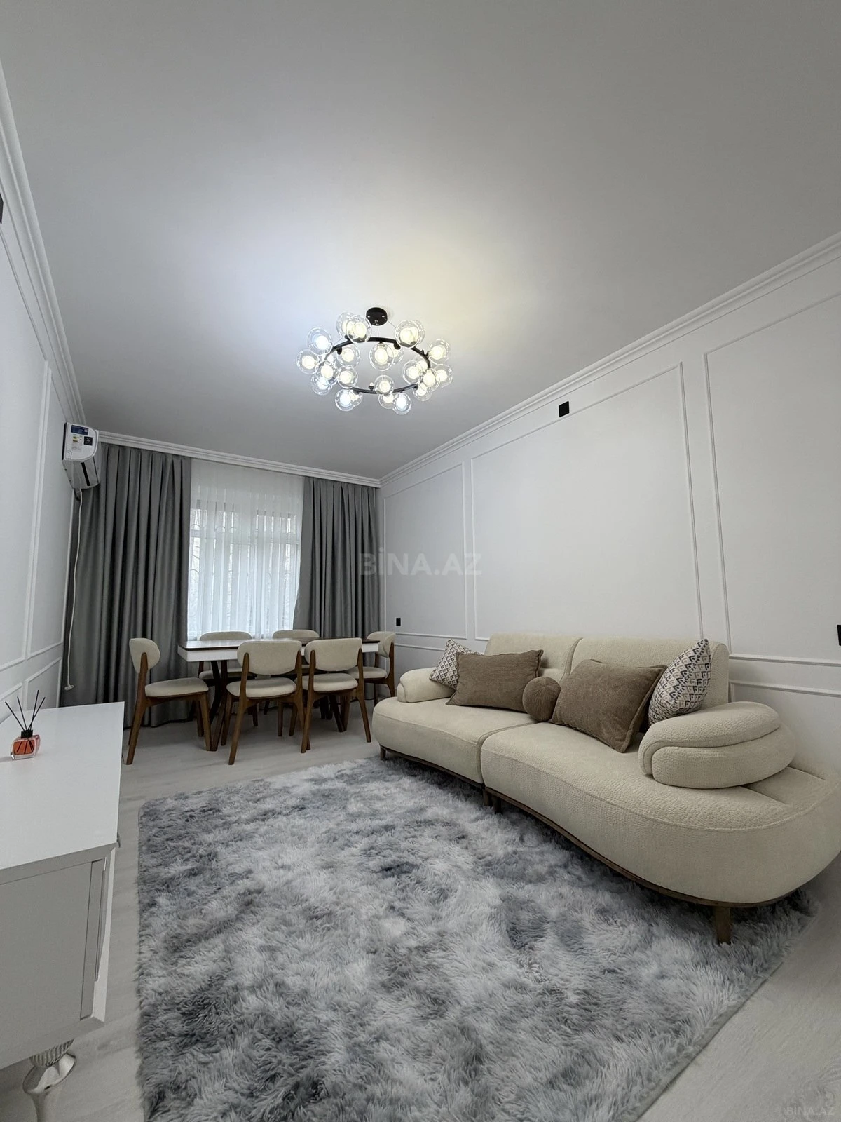 Satılır 2 otaqlı mənzil 65 m²
