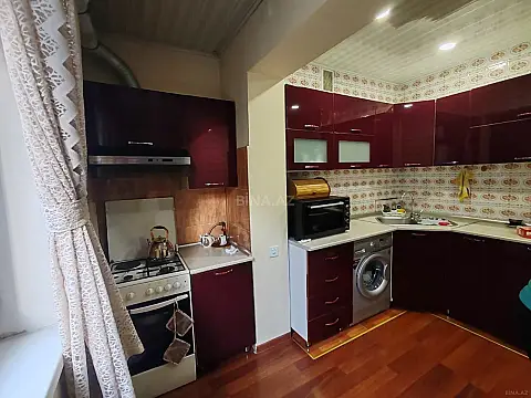 Satılır 3 otaqlı mənzil 75 m²