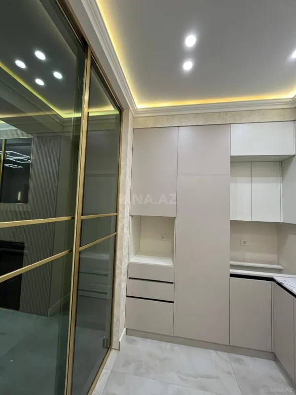 Satılır 2 otaqlı mənzil 72 m²