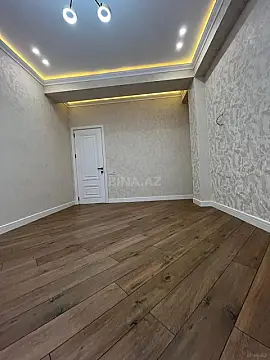 Satılır 2 otaqlı mənzil 72 m²