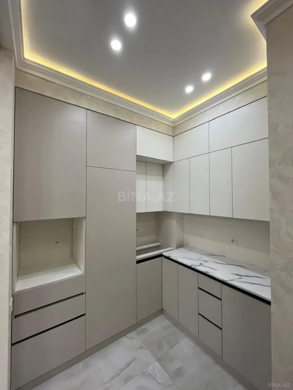 Satılır 2 otaqlı mənzil 72 m²