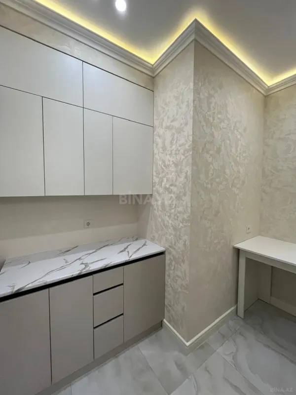 Satılır 2 otaqlı mənzil 72 m²