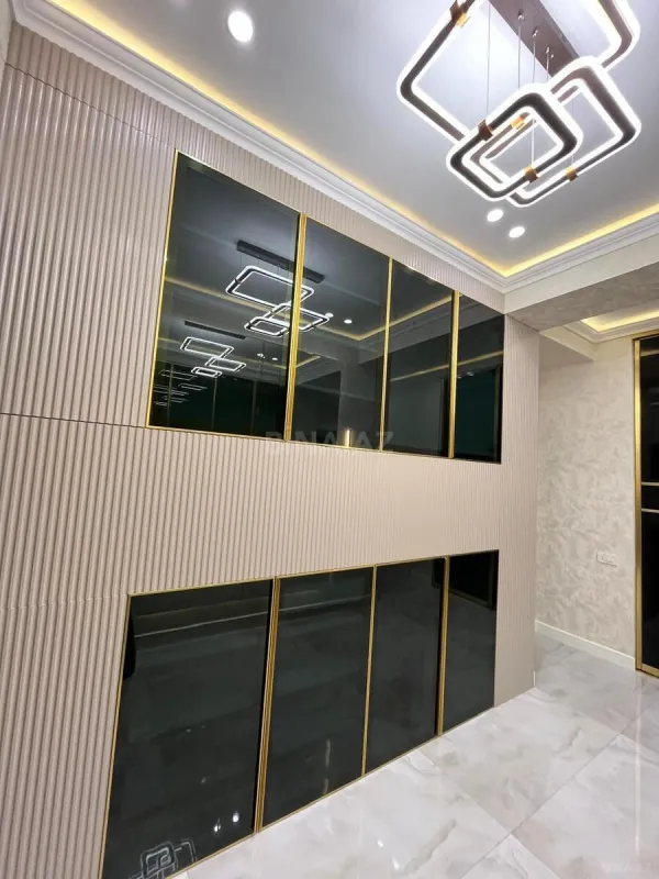 Satılır 2 otaqlı mənzil 72 m²