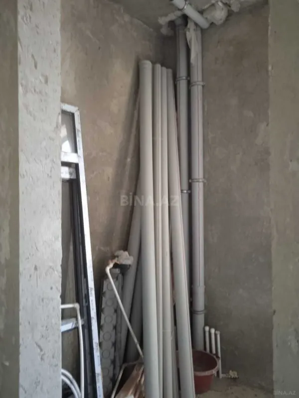 Satılır obyekt 390 m²