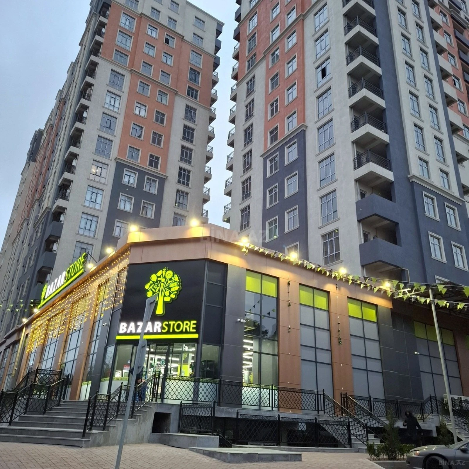 Satılır 2 otaqlı mənzil 49 m²