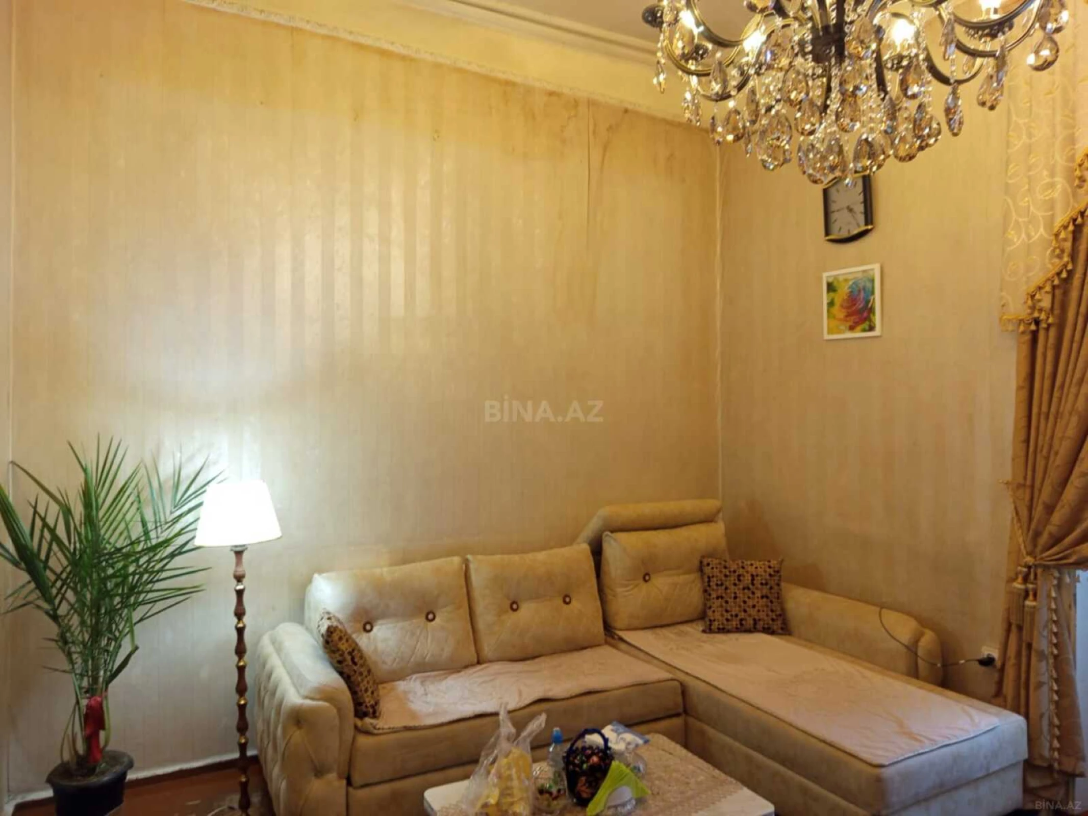Satılır 4 otaqlı mənzil 95 m²