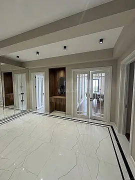 Satılır 4 otaqlı mənzil 190 m²