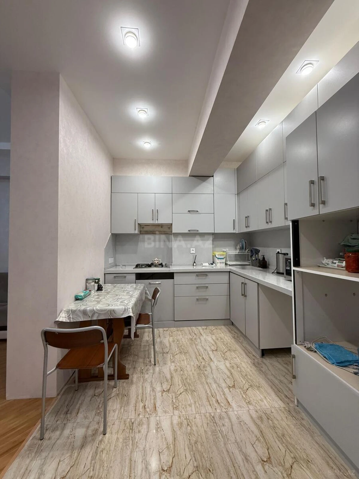 Satılır 3 otaqlı mənzil 90 m²