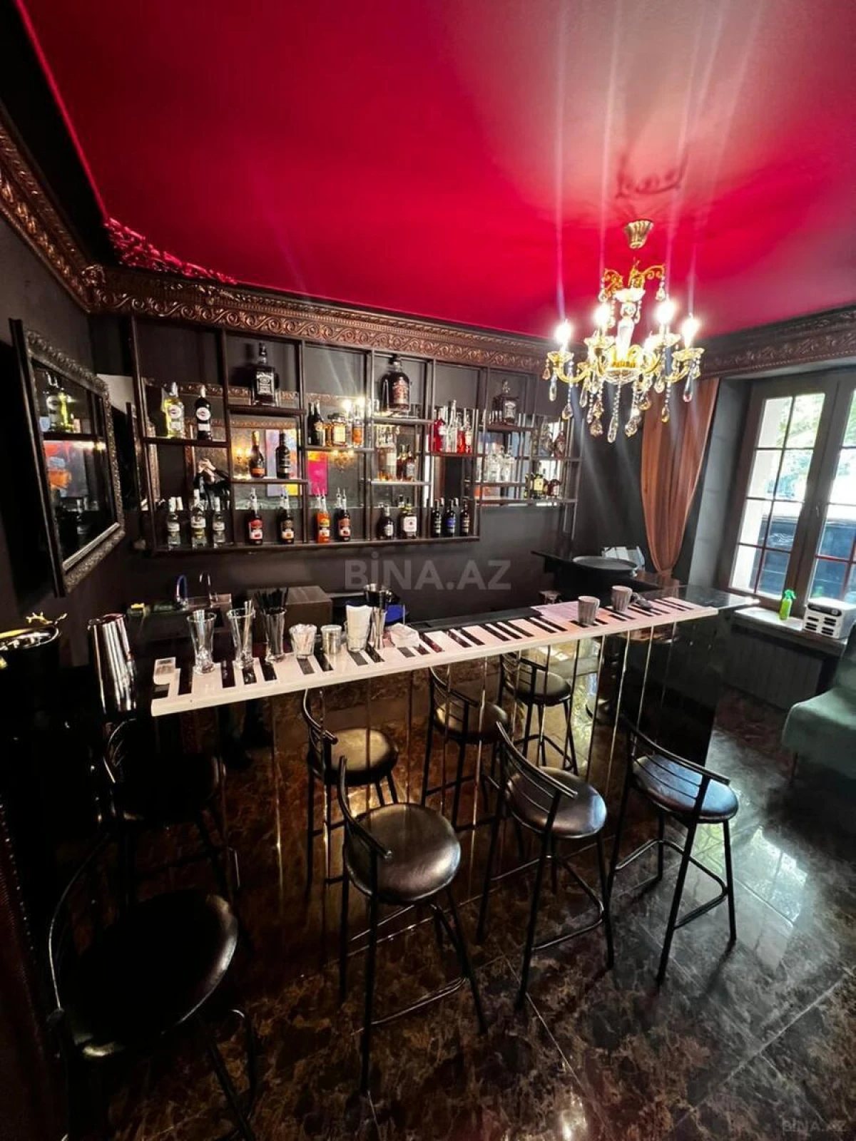 Satılır obyekt 160 m²