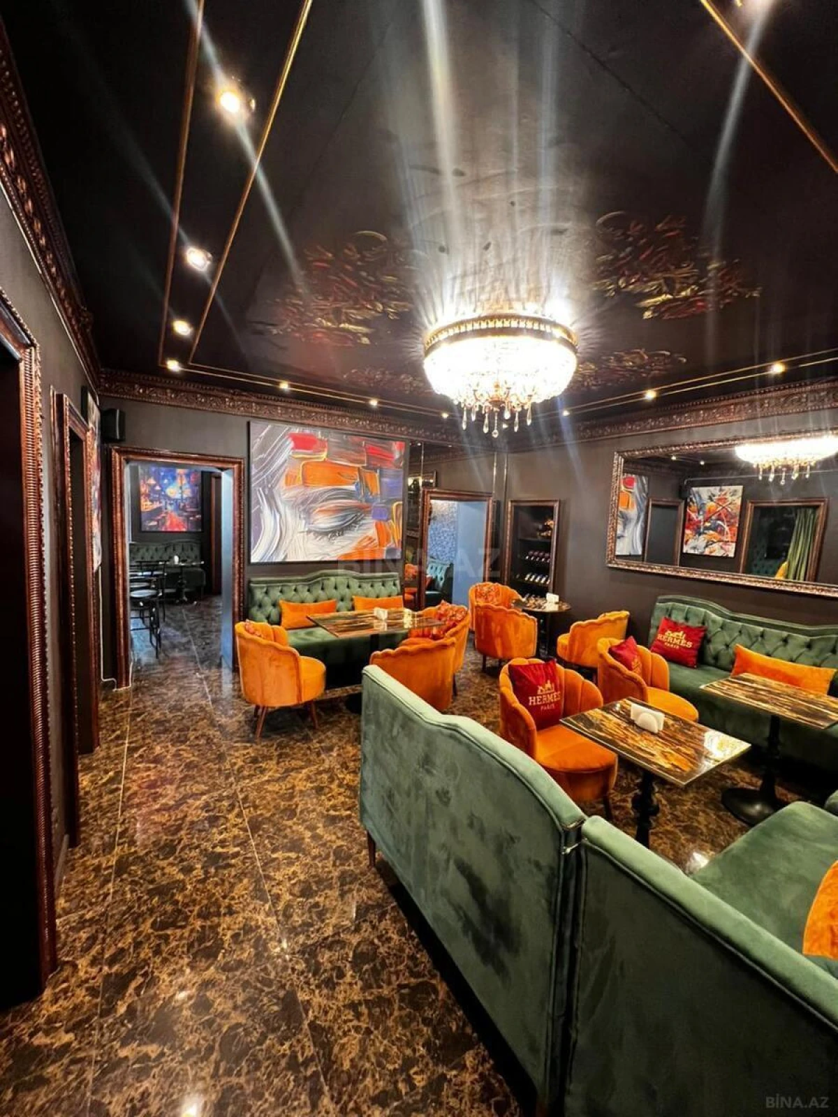 Satılır obyekt 160 m²