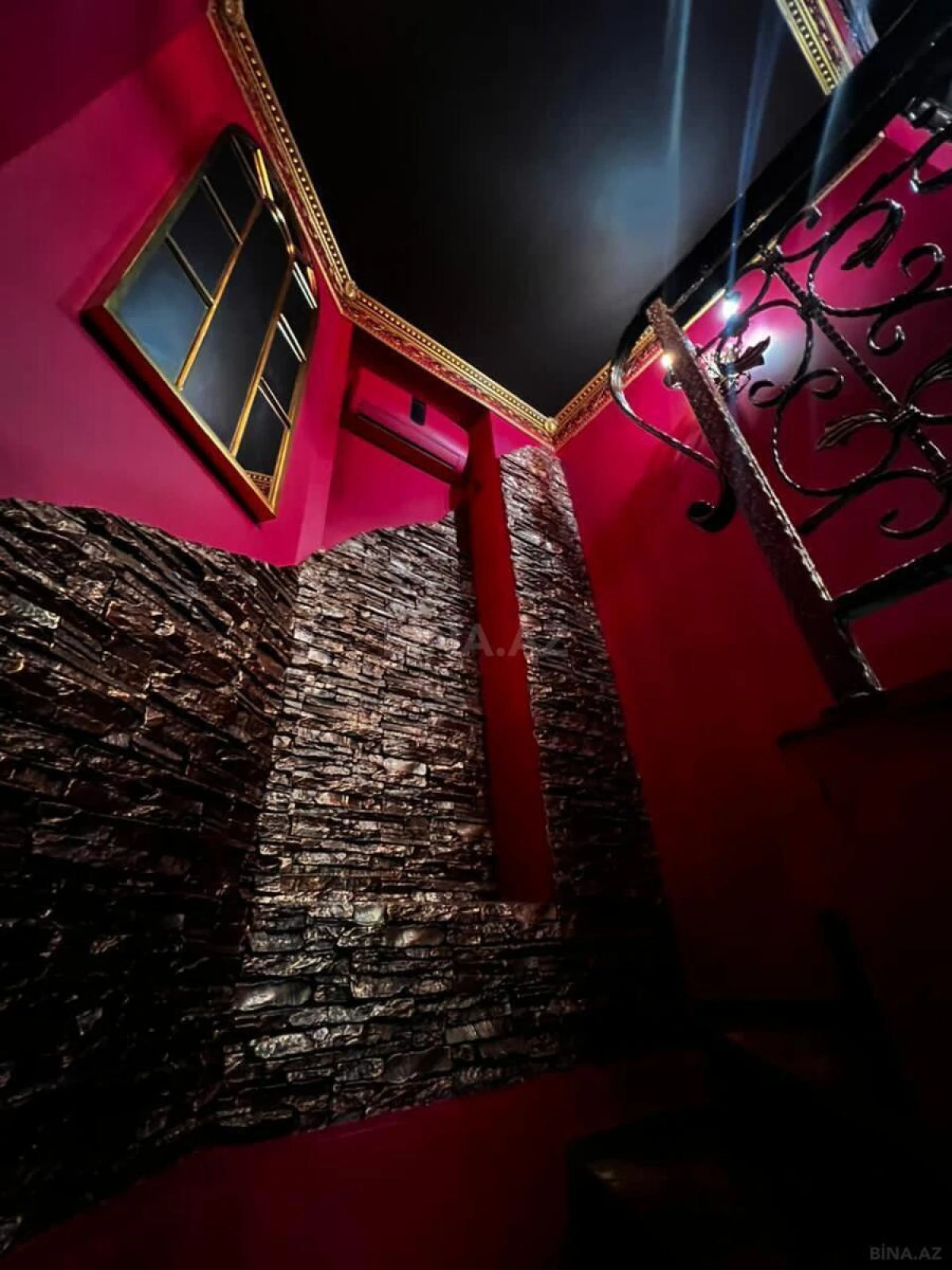 Satılır obyekt 160 m²