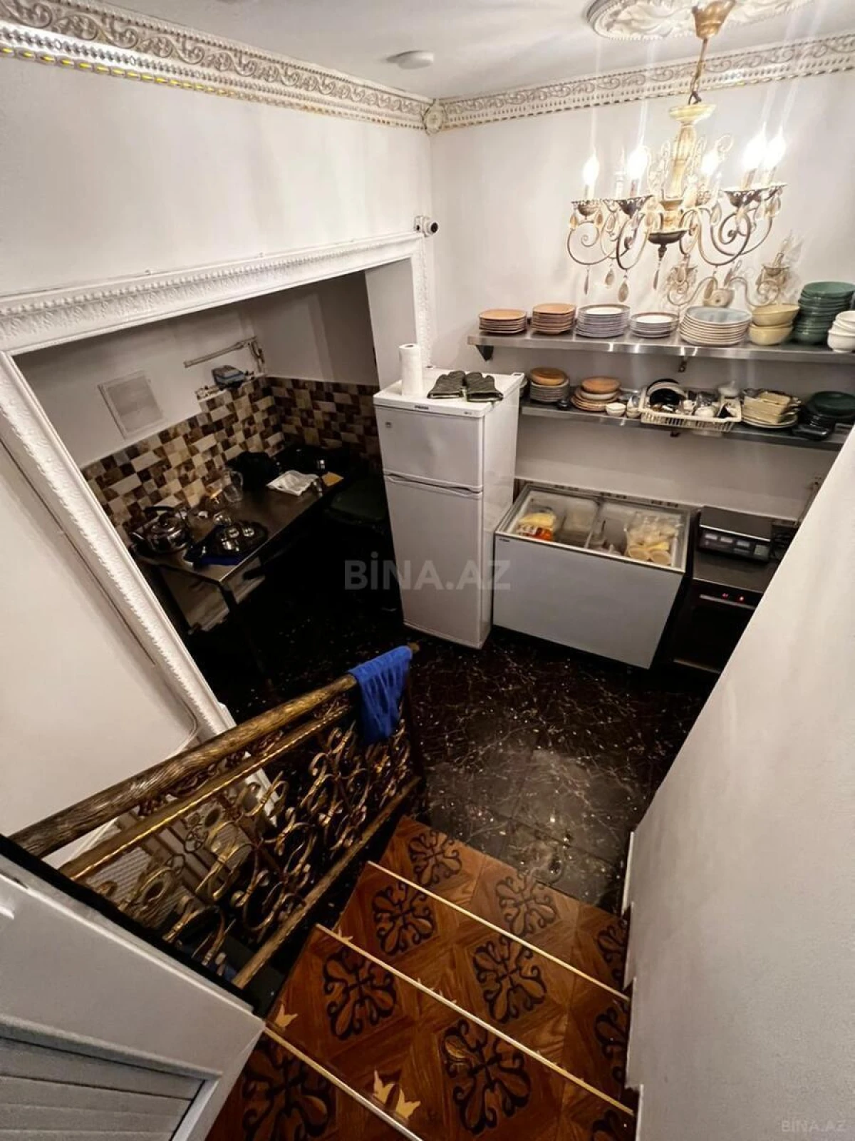 Satılır obyekt 160 m²