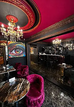 Satılır obyekt 160 m² — Bakı, Sahil qəs. 160.00 m²