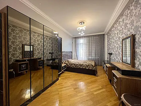 Kirayə verilir 2 otaqlı mənzil 100 m²