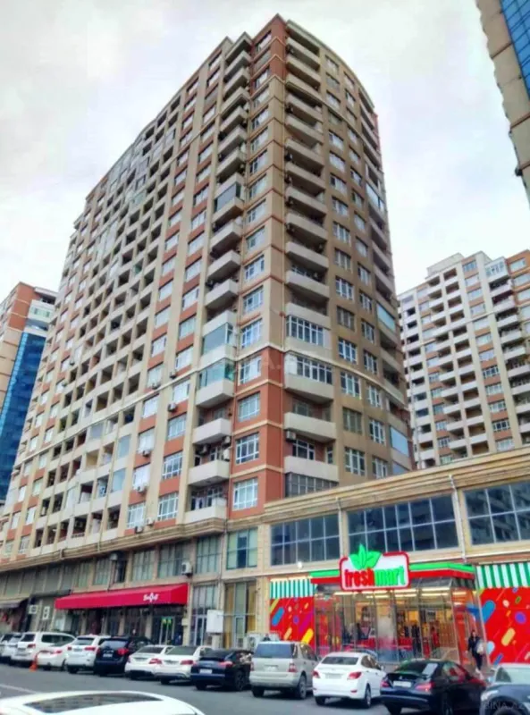 Kirayə verilir 2 otaqlı mənzil 100 m²