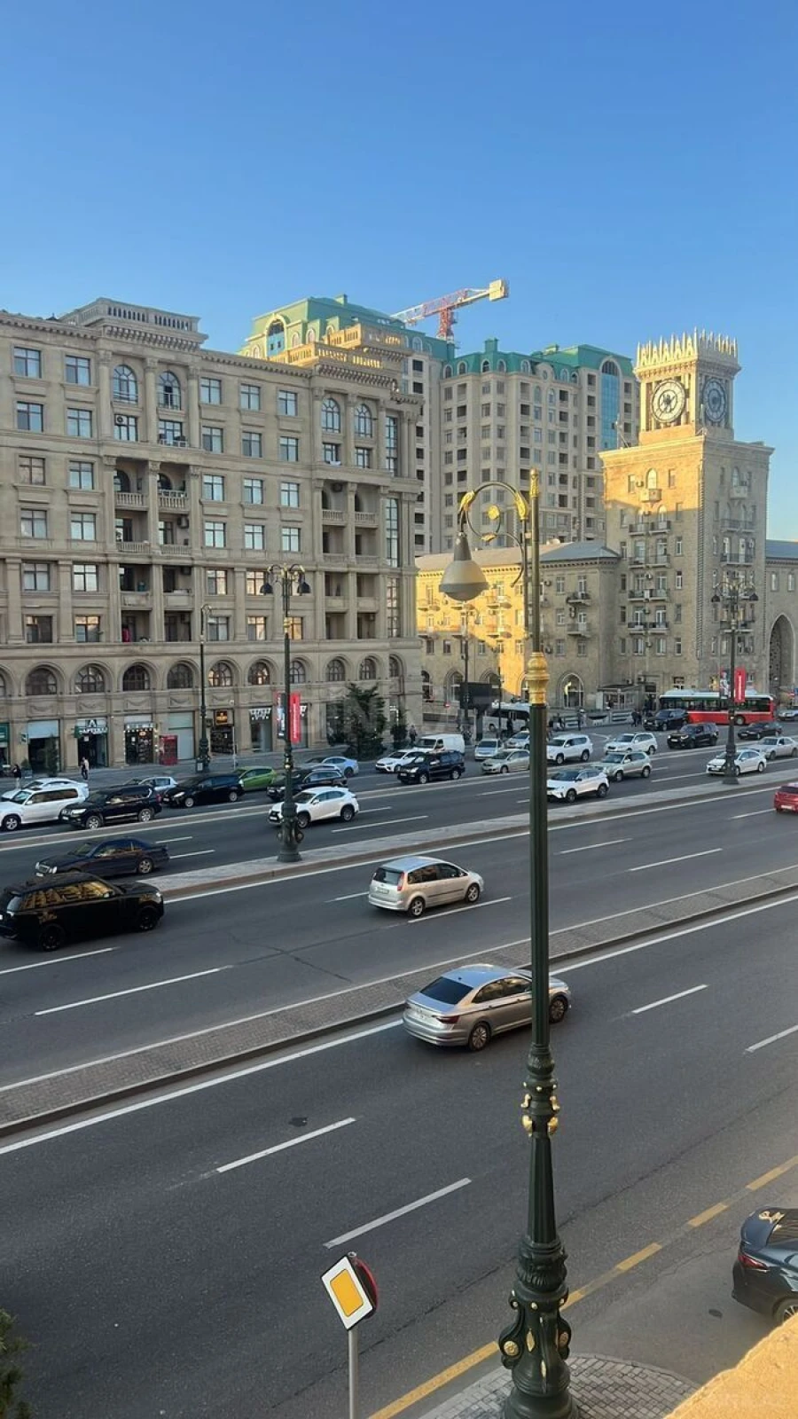 Satılır 3 otaqlı mənzil 100 m²