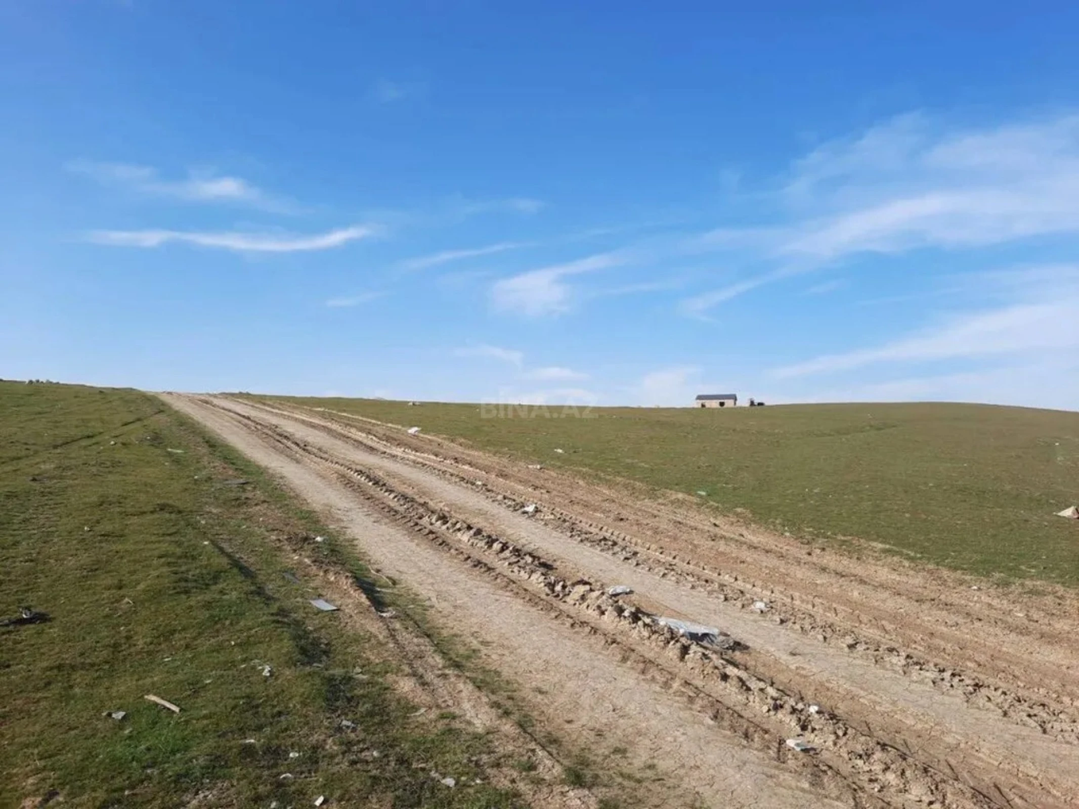 Satılır torpaq sahəsi 28 m²