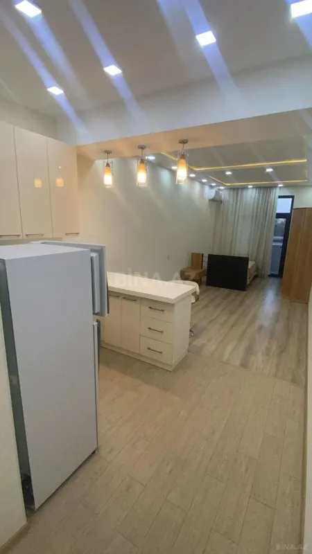 Satılır 1 otaqlı mənzil 38 m²