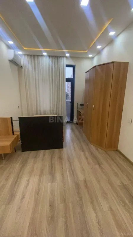 Satılır 1 otaqlı mənzil 38 m²