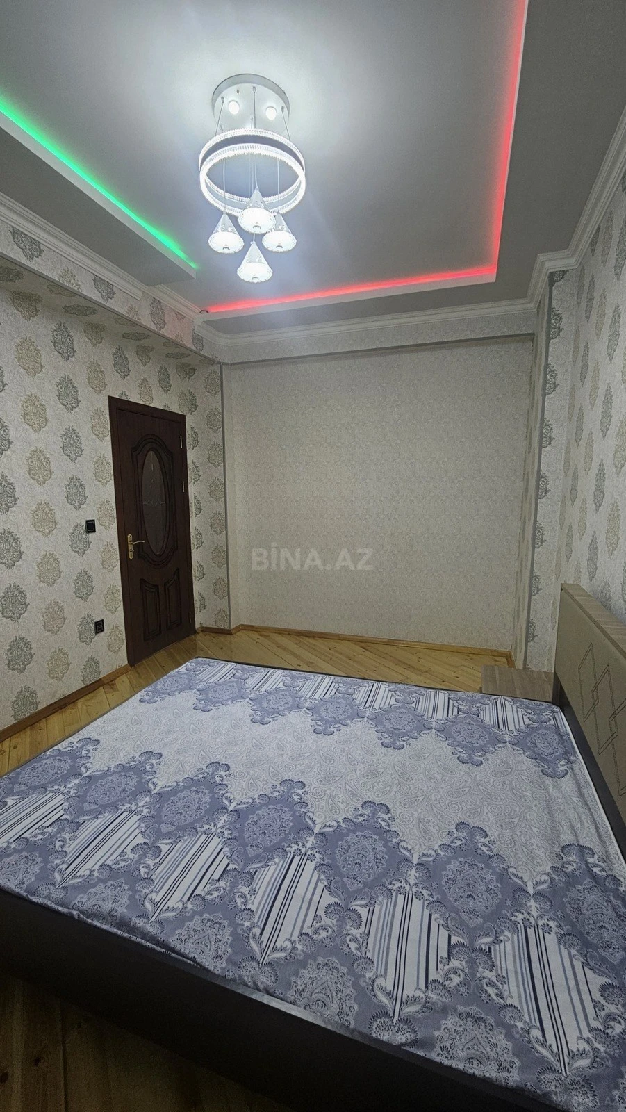 Satılır 2 otaqlı mənzil 55 m²