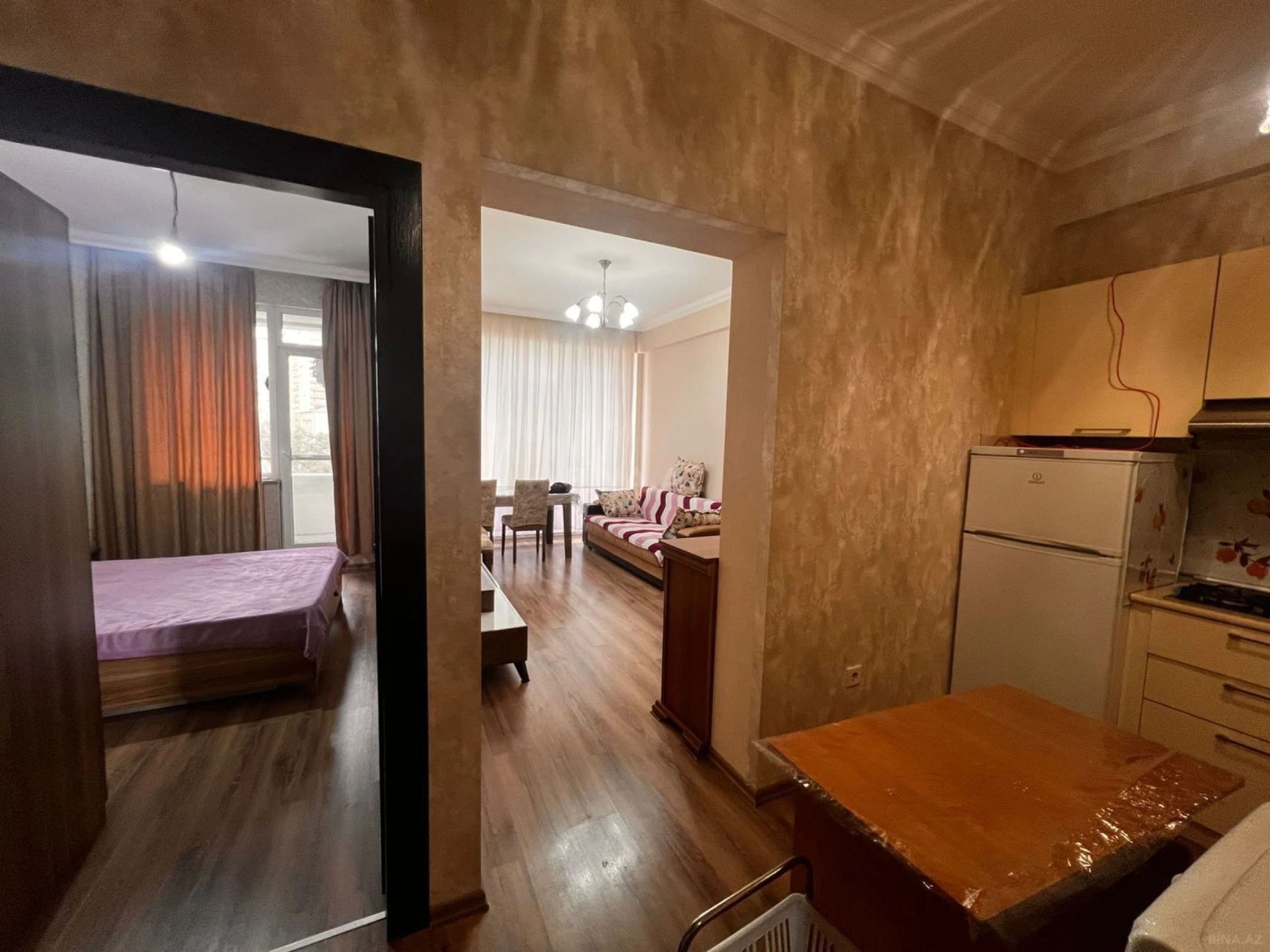 Kirayə verilir 2 otaqlı mənzil 50 m²