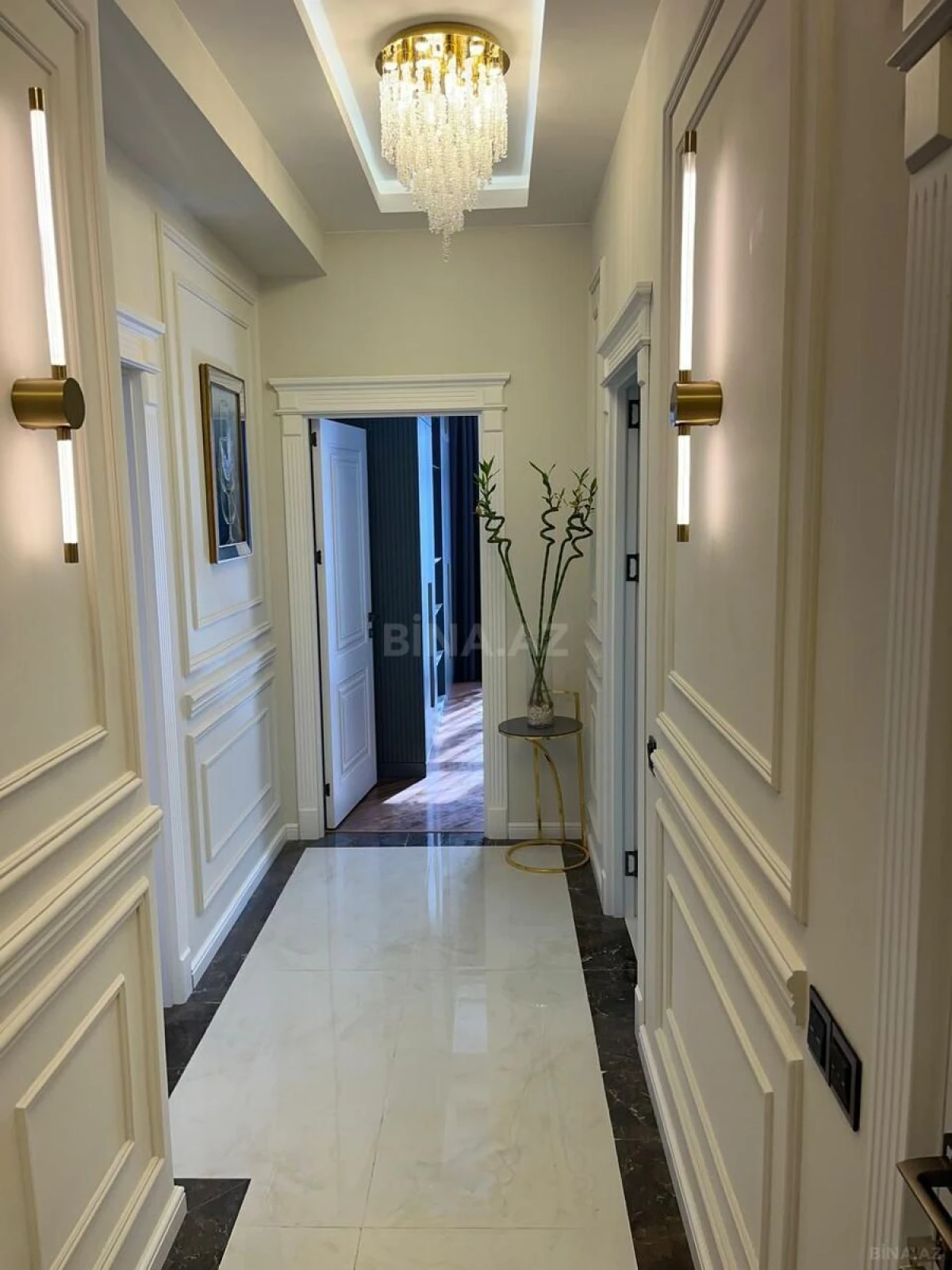 Kirayə verilir 2 otaqlı mənzil 62 m²