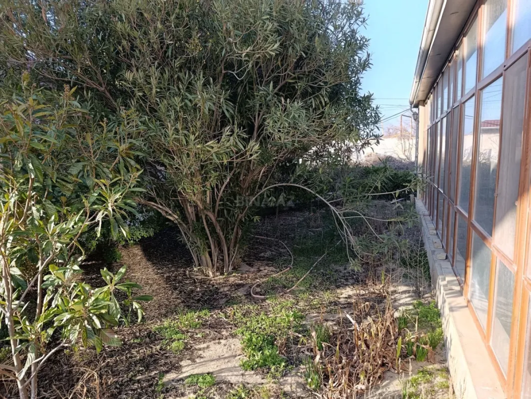 Satılır 4 otaqlı həyət evi 120 m²