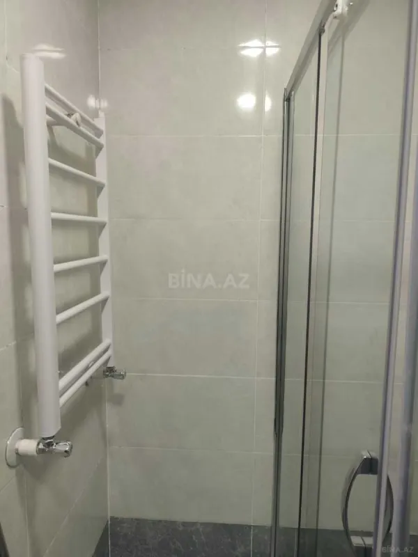 Kirayə verilir 2 otaqlı mənzil 68 m²