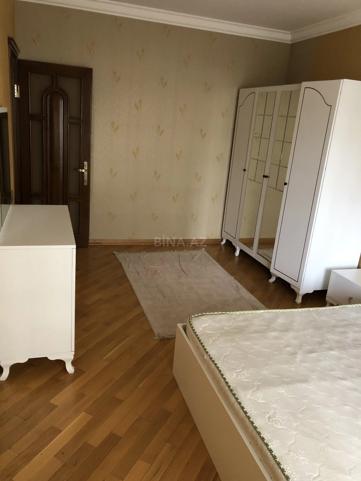 Kirayə verilir 3 otaqlı mənzil 85 m²