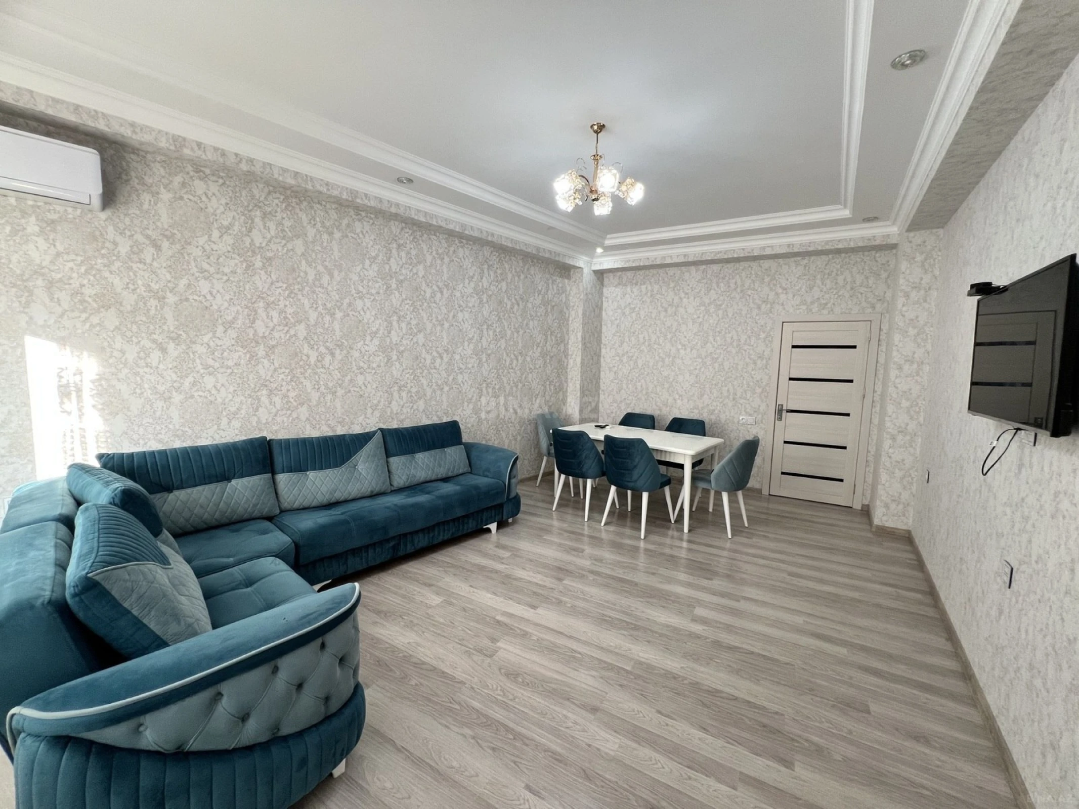Kirayə verilir 3 otaqlı mənzil 120 m²