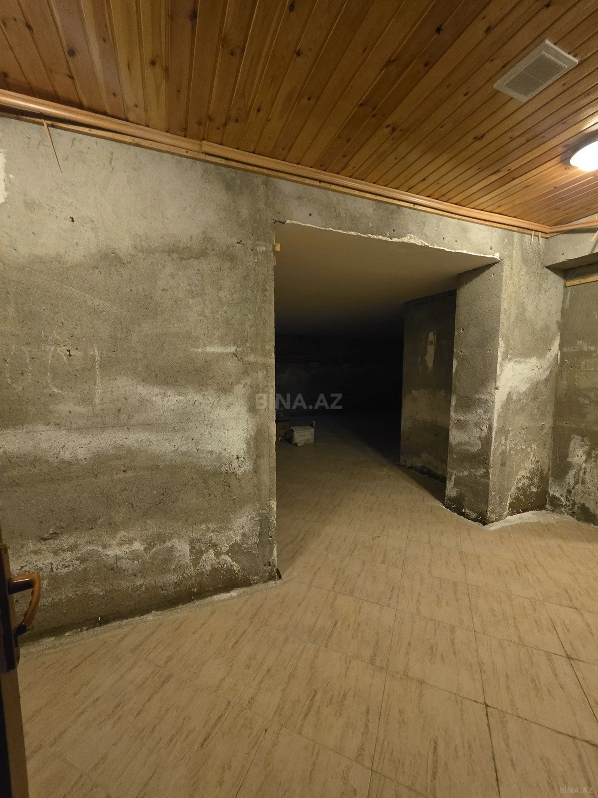 Satılır 7 otaqlı həyət evi 300 m²