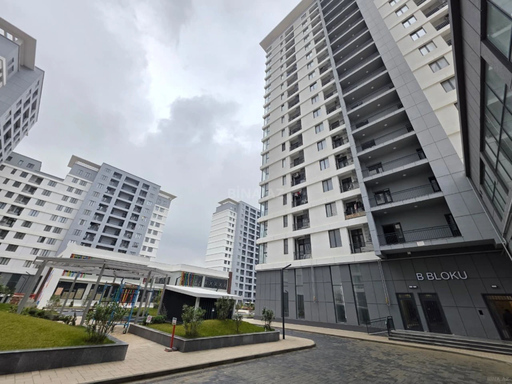 Kirayə verilir 2 otaqlı mənzil 48 m²