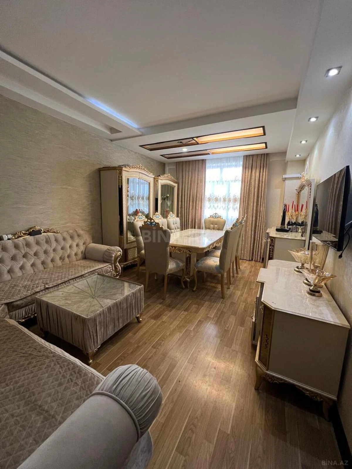 Kirayə verilir 2 otaqlı mənzil 60 m²