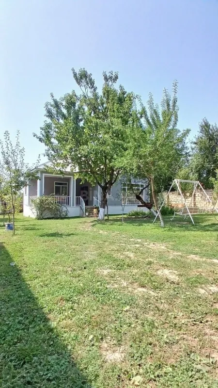 Kirayə verilir 3 otaqlı həyət evi 100 m²