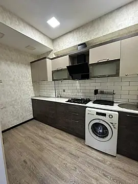 Satılır 2 otaqlı mənzil 59 m²
