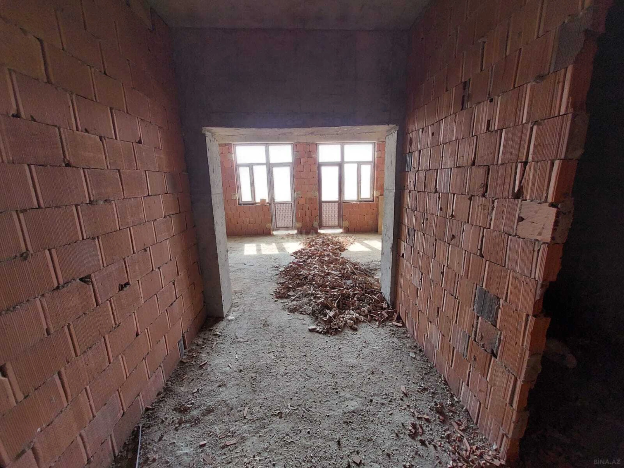 Satılır 1 otaqlı mənzil 51 m²