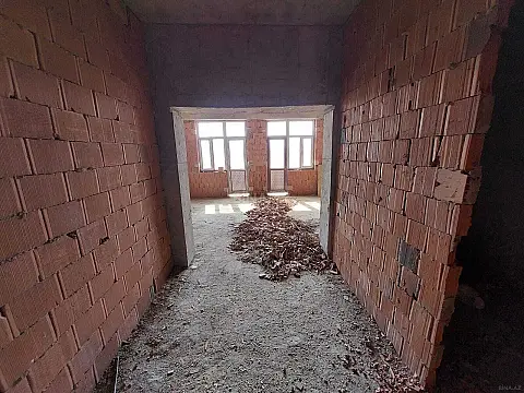 Satılır 1 otaqlı mənzil 51 m²