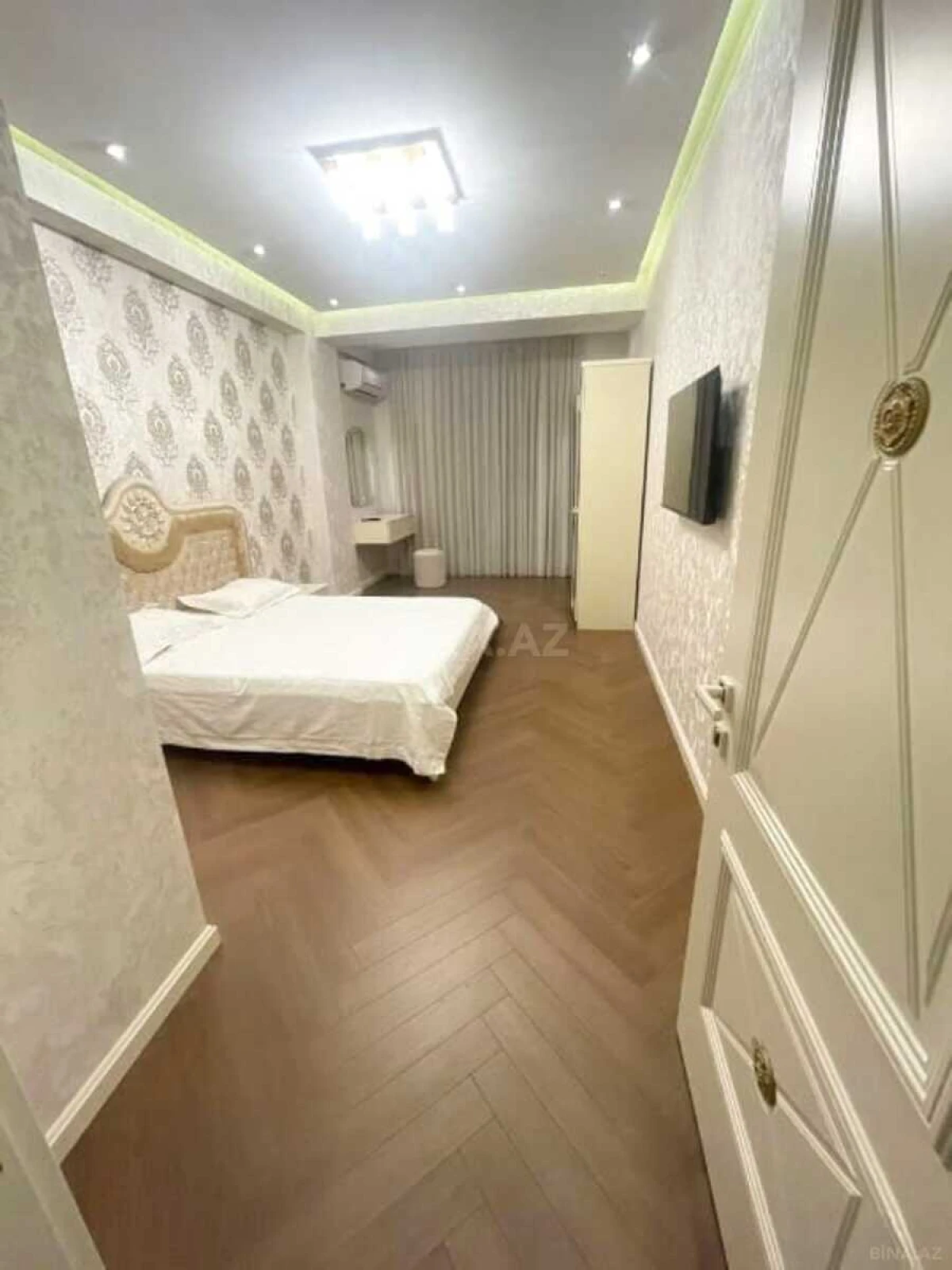 Kirayə verilir 3 otaqlı mənzil 125 m²