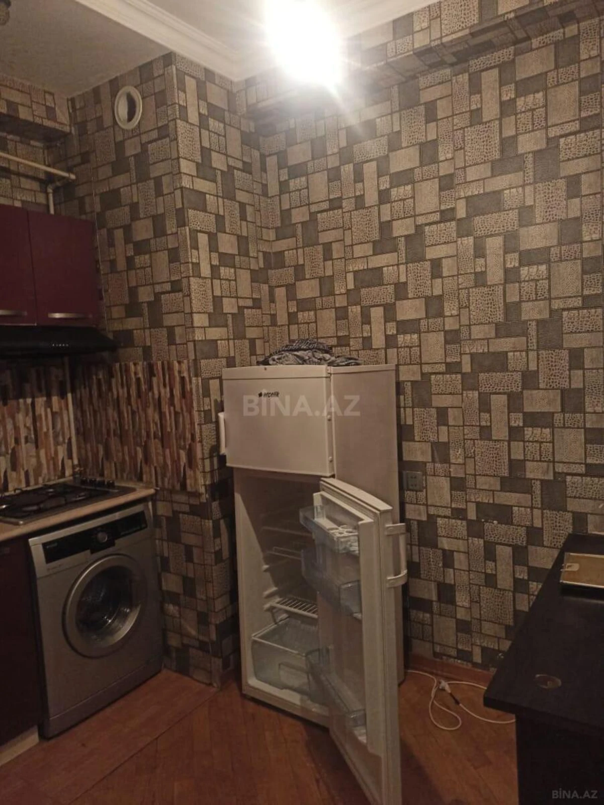 Kirayə verilir 2 otaqlı mənzil 65 m²