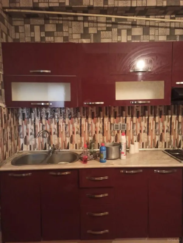 Kirayə verilir 2 otaqlı mənzil 65 m²