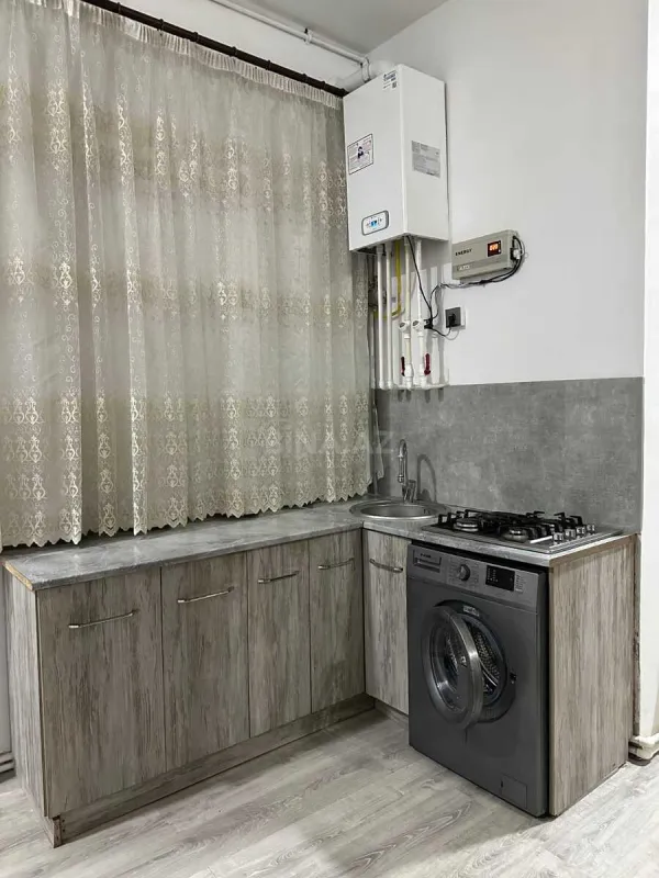 Kirayə verilir 2 otaqlı mənzil 61 m²