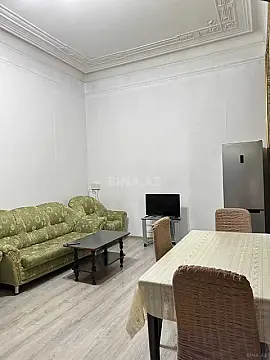 Kirayə verilir 2 otaqlı mənzil 61 m²