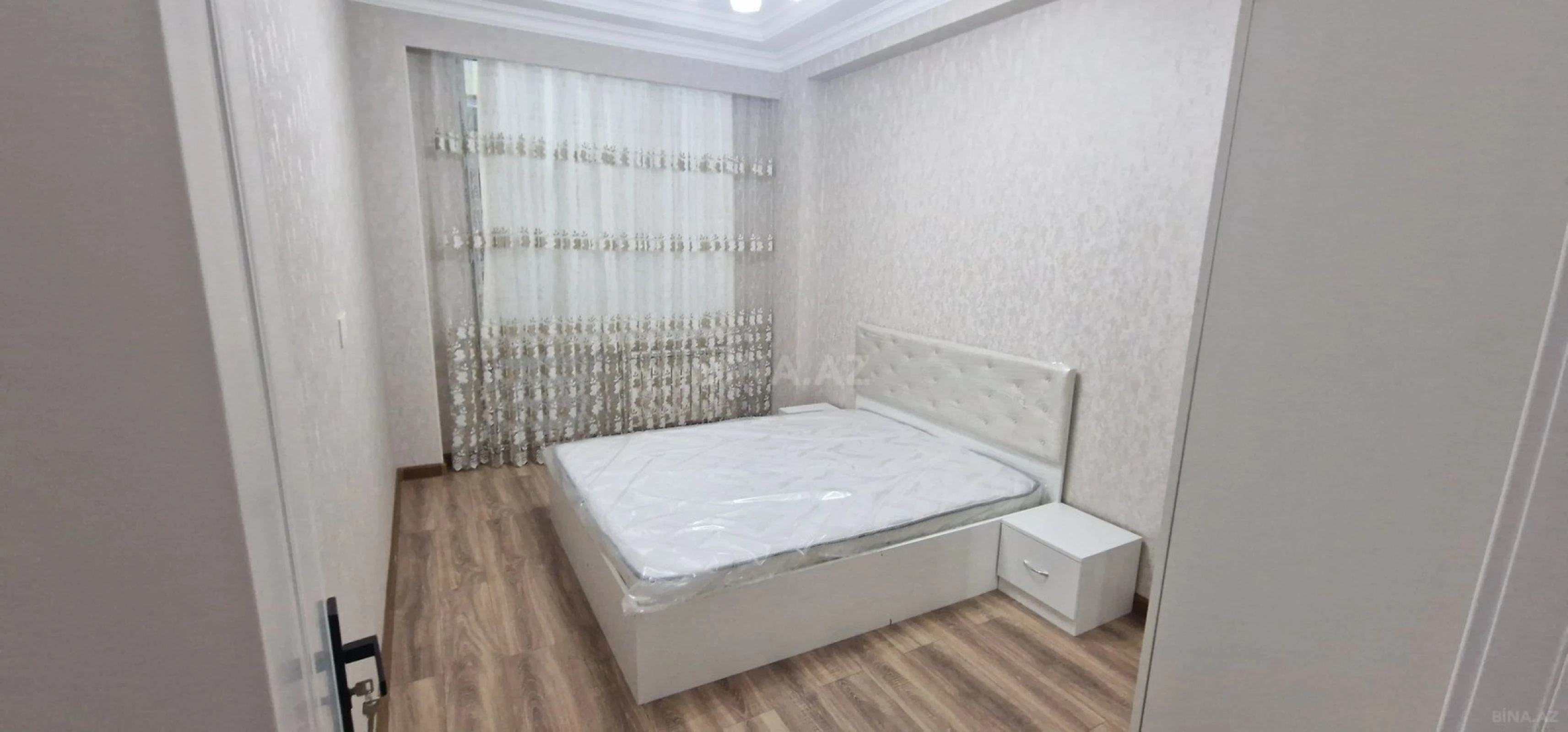 Kirayə verilir 2 otaqlı mənzil 65 m²